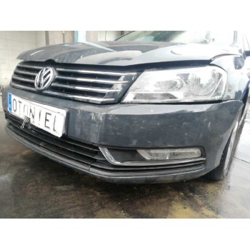 Recambio de paragolpes delantero para volkswagen passat lim. (362) edition referencia OEM IAM 3AA807221 UN SOPORTE MAL 3AA807221