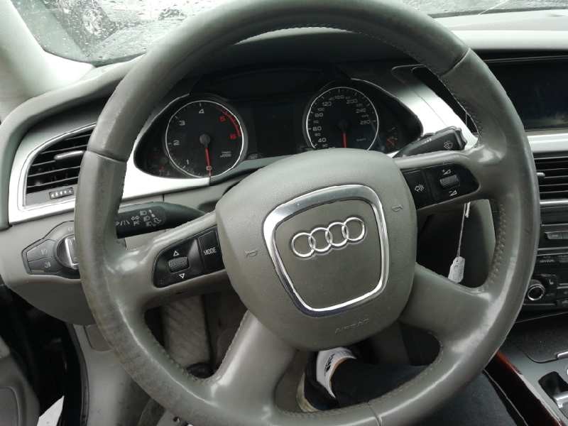 Recambio de volante para audi a4 ber. (b8) básico referencia OEM IAM  DESGASTE 