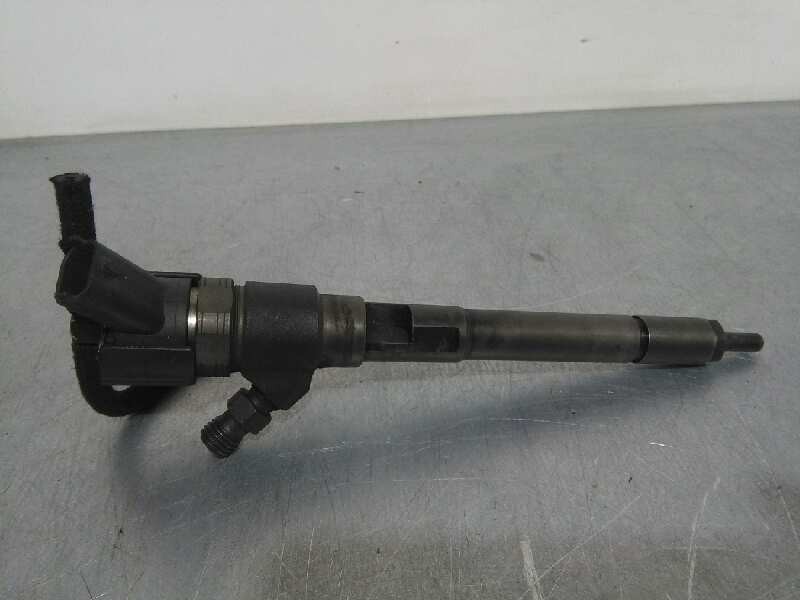 Recambio de inyector para kia carens 2.0 crdi referencia OEM IAM 3380027400 3380027400 0445110258