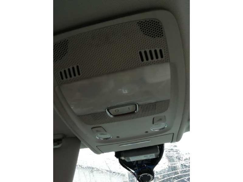Recambio de luz interior para audi a4 ber. (b8) básico referencia OEM IAM   