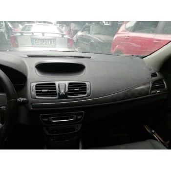 Recambio de salpicadero para renault megane iii sport tourer 1.5 dci diesel fap referencia OEM IAM 681000020R  