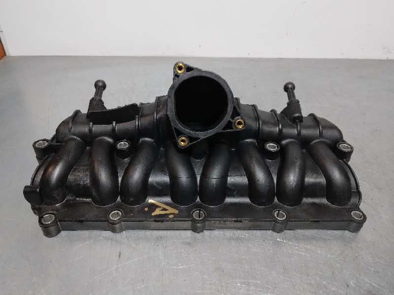 Recambio de colector admision para audi a3 (8p) 2.0 tdi attraction quattro referencia OEM IAM 03G129713AF  