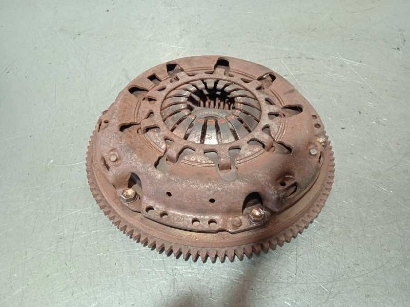 Recambio de kit embrague para toyota aygo (kgb/wnb) 1.0 cat referencia OEM IAM 134510Q010A FIJO 