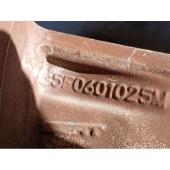 Recambio de llanta para seat leon st (5f8) x-perience 4drive referencia OEM IAM 7JX17 H2 ET42 X1 5F0601025M