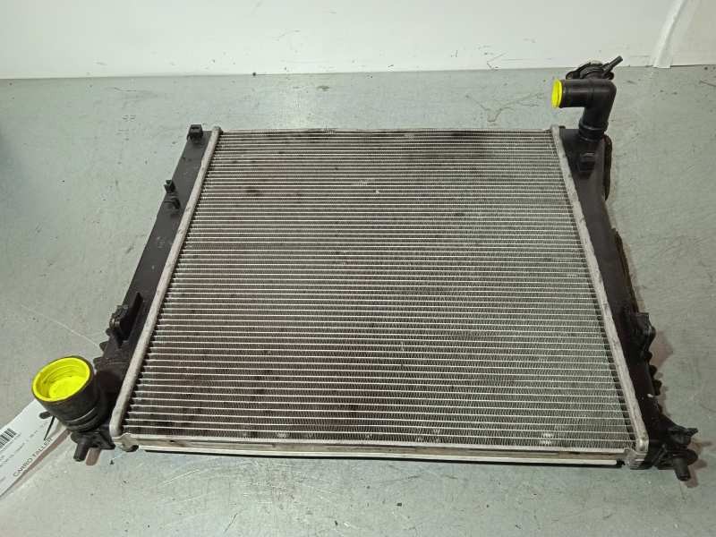 Recambio de radiador agua para hyundai i40 cw gl comfort referencia OEM IAM 253102ZXXX  