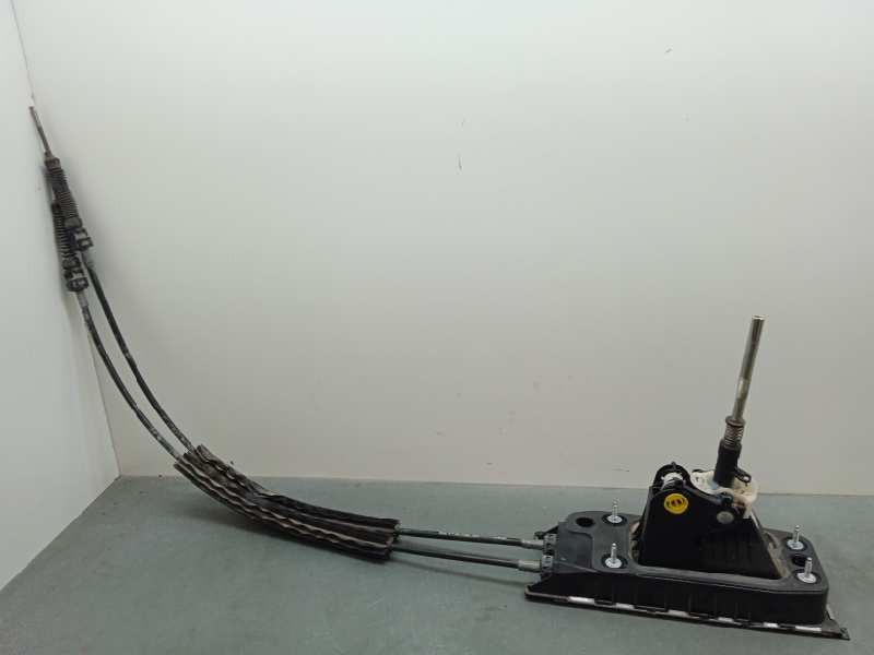 Recambio de palanca cambio para seat leon (5f1) style visio edition referencia OEM IAM 5Q0711049BJ  6 VELOCIDADES