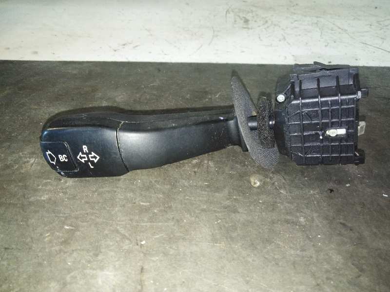 Recambio de mando intermitentes para bmw serie 5 berlina (e39) 2.8 24v cat referencia OEM IAM 8352172  