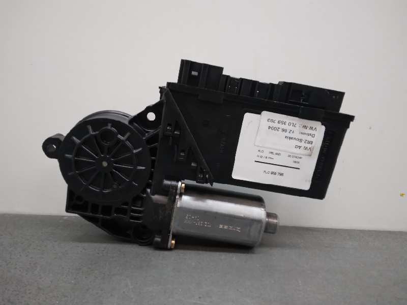 Recambio de motor elevalunas trasero izquierdo para volkswagen touareg (7la) tdi r5 referencia OEM IAM 7L0959703 7L959795 013082