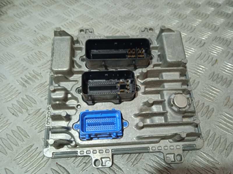 Recambio de centralita motor uce para opel astra k lim. 5türig business referencia OEM IAM 55501607  