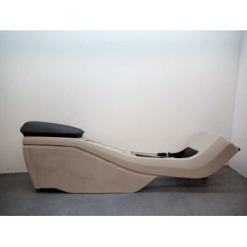 Recambio de apoyabrazos central para volvo v40 kinetic referencia OEM IAM 01302307CHS  