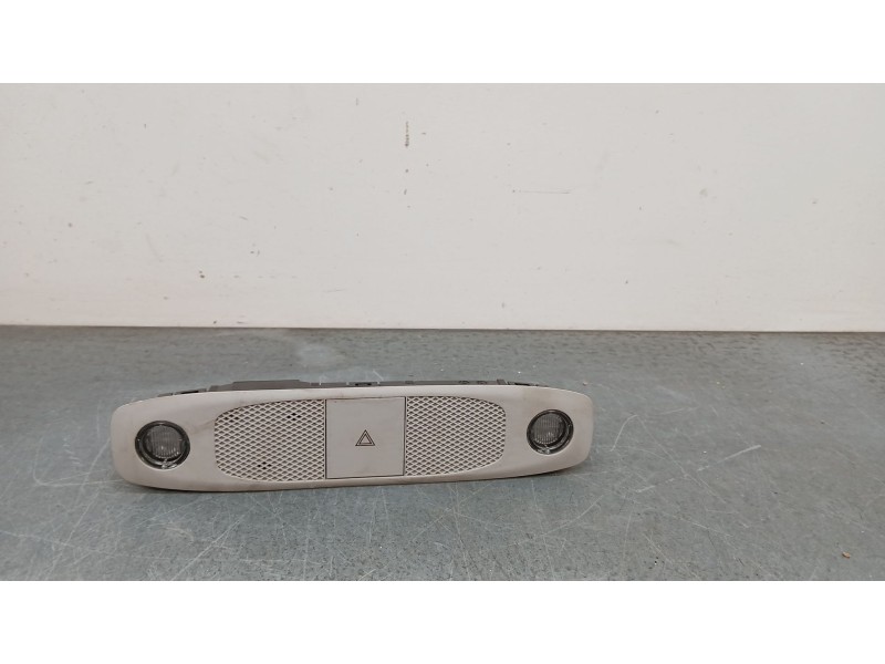 Recambio de luz interior para tesla model 3 ev referencia OEM IAM 109257300m  