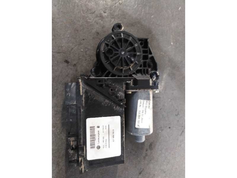 Recambio de motor elevalunas delantero izquierdo para porsche cayenne (typ 9pa) s referencia OEM IAM 3D1959793B  3D1959793B