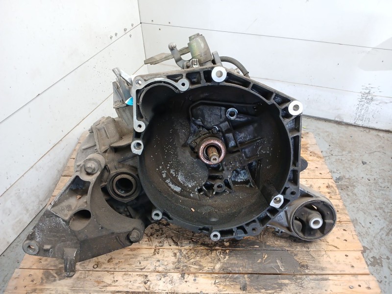 Recambio de caja cambios para opel vectra c gts (z02) 1.9 cdti (f68) referencia OEM IAM M32019  