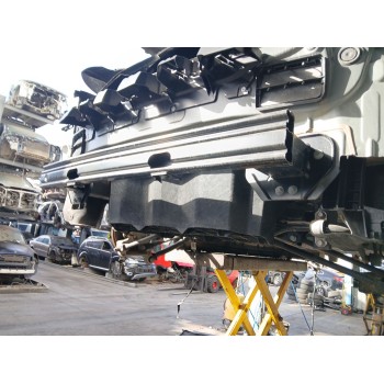 Recambio de refuerzo paragolpes trasero para renault megane e-tech suv ev40 referencia OEM IAM 756102066R  