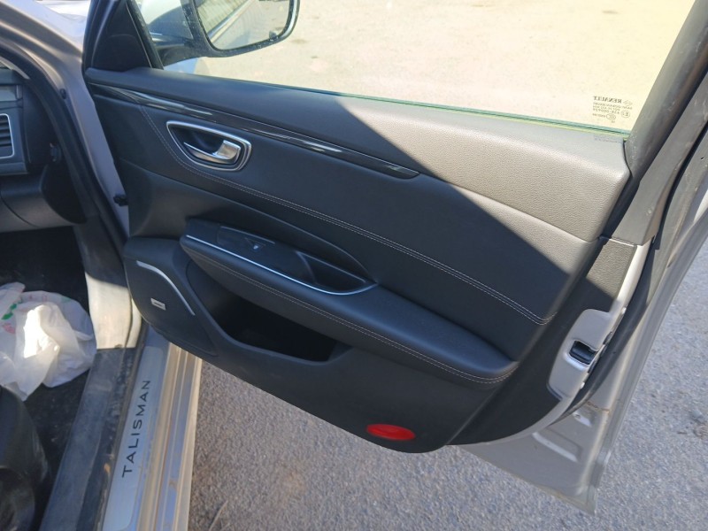 Recambio de guarnecido puerta delantera derecha para renault talisman grandtour (kp_) 1.6 dci 130 referencia OEM IAM   