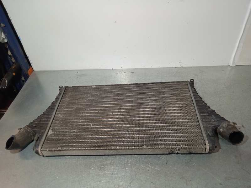 Recambio de intercooler para opel vectra c berlina design referencia OEM IAM 244118366  