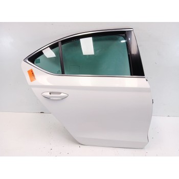 PUERTA TRASERA DERECHA 5E6833052B 