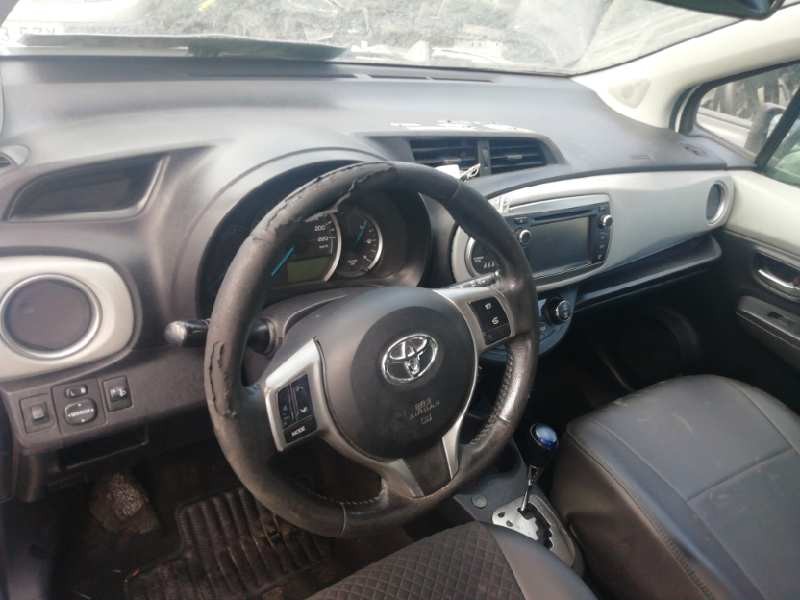 Recambio de kit airbag para toyota yaris hsd active referencia OEM IAM   