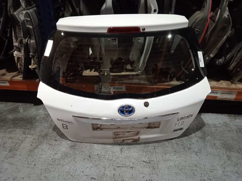 Recambio de porton trasero para toyota yaris hsd active referencia OEM IAM   
