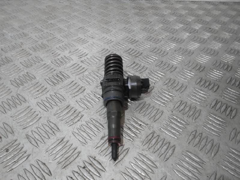 Recambio de inyector para seat leon (1p1) 2.0 tdi referencia OEM IAM 03813007386 X1 