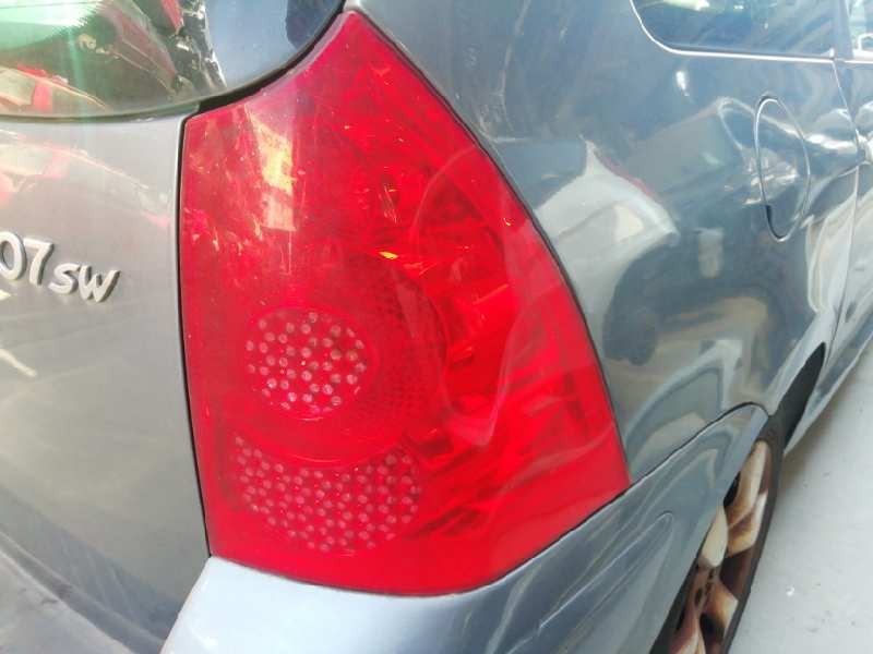 Recambio de piloto trasero derecho para peugeot 307 break/sw (s2) sw pack + referencia OEM IAM   