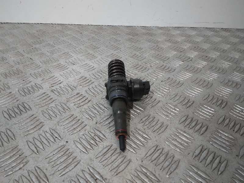 Recambio de inyector para seat leon (1p1) 2.0 tdi referencia OEM IAM 0381300738G X1 