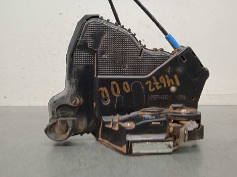 Recambio de cerradura puerta delantera derecha para toyota auris hybrid active referencia OEM IAM   4 PINS