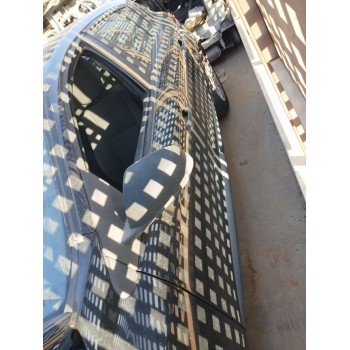 PUERTA DELANTERA IZQUIERDA 