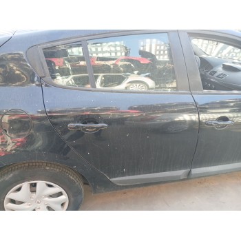 PUERTA TRASERA DERECHA 