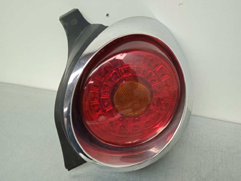 Recambio de piloto trasero derecho para alfa romeo mito (145) distinctive referencia OEM IAM 156085852  