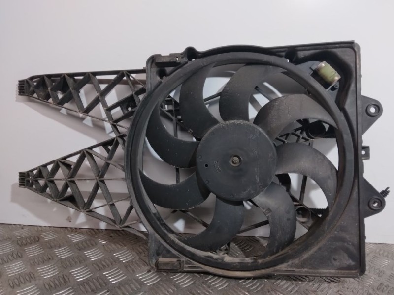 Recambio de electroventilador para fiat bravo (198) 1.4 16v cat referencia OEM IAM 882300200  