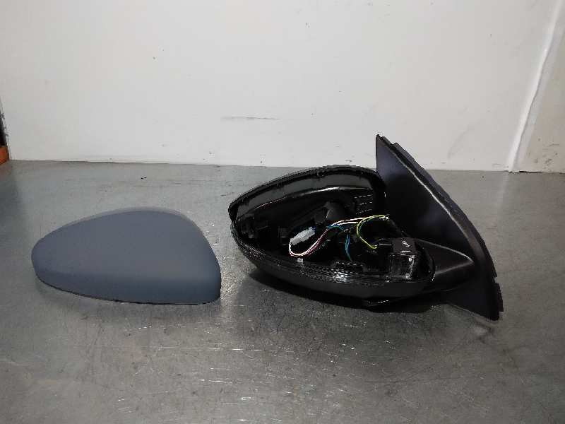 Recambio de retrovisor derecho para peugeot 308 referencia OEM IAM  NUEVO 