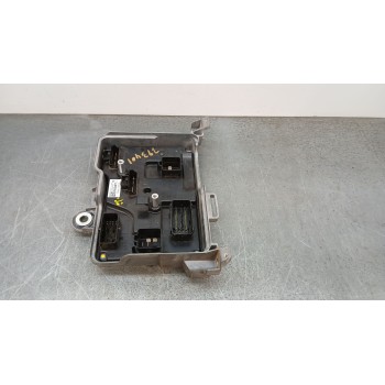 Recambio de modulo electronico para tesla model 3 ev referencia OEM IAM 158399110  