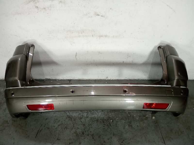 Recambio de paragolpes trasero para citroën c4 grand picasso exclusive referencia OEM IAM 7410AQ ESTA ROZADA 