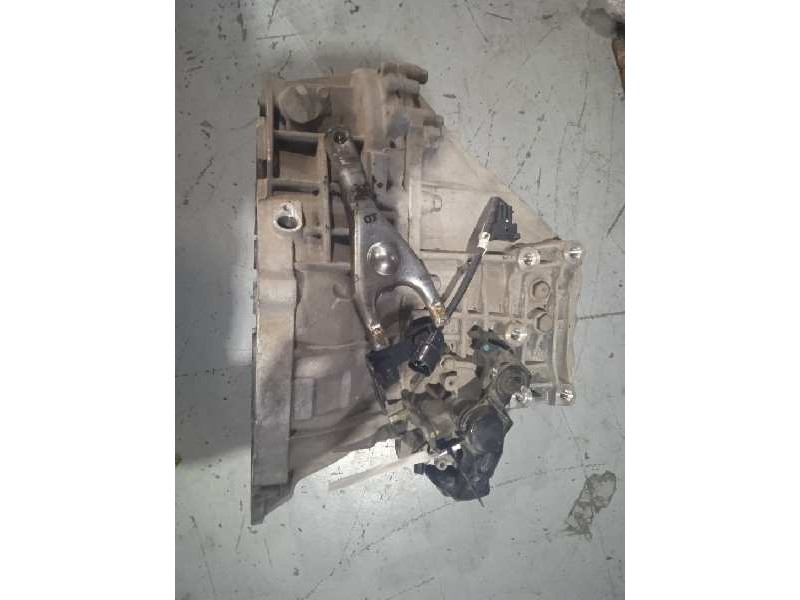 Recambio de caja casco para kia carens ( ) basic referencia OEM IAM M56CF31 CASCO 