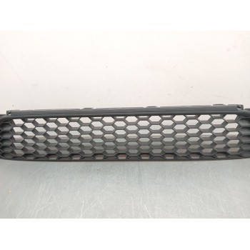 Recambio de rejilla delantera para volkswagen polo (6r1) advance referencia OEM IAM 6R0853677C  
