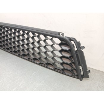 Recambio de rejilla delantera para volkswagen polo (6r1) advance referencia OEM IAM 6R0853677C  