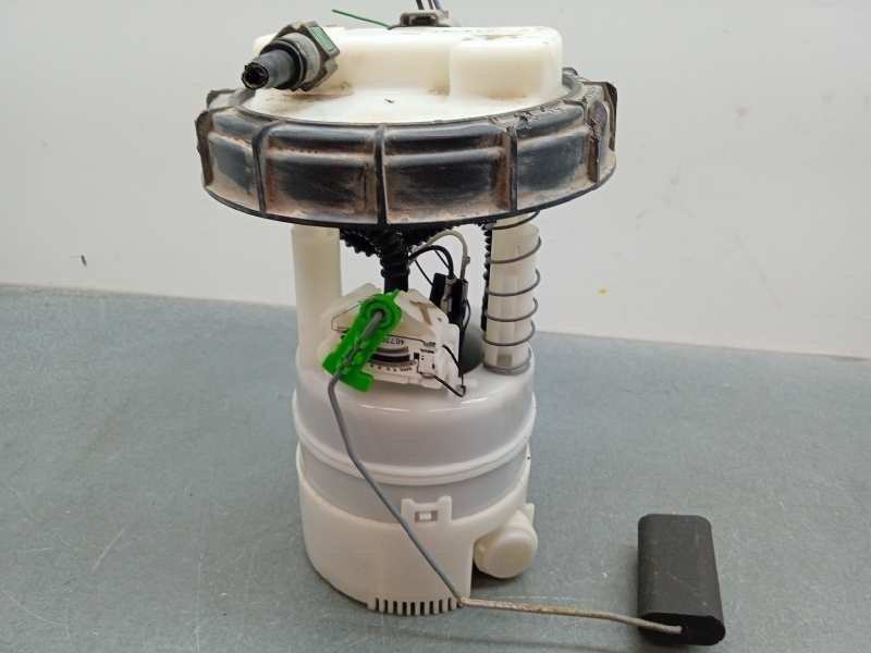 Recambio de aforador para renault twingo acces referencia OEM IAM 8200368239 CON BOMBA 4 CABLES