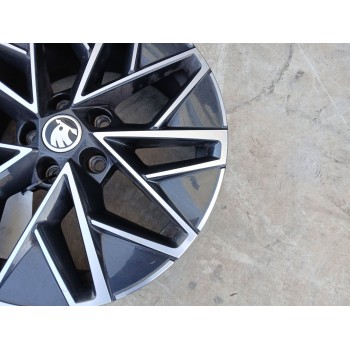 Recambio de llanta para skoda octavia iv (nx3, nn3, pv3) 1.5 tsi referencia OEM IAM 5E3601025C  