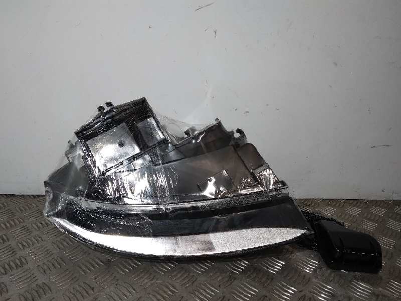 Recambio de faro izquierdo para audi a4 berlina (8e) referencia OEM IAM 8E0941029C NUEVO 01-04