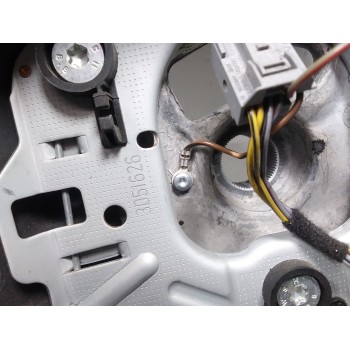 Recambio de volante para bmw serie 1 berlina (e81/e87) 116d referencia OEM IAM 3051626  