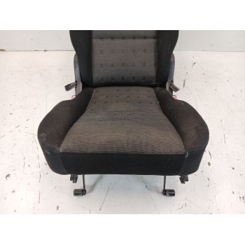 Recambio de asientos trasero derecho para peugeot 307 break (3e) 2.0 hdi 90 referencia OEM IAM   