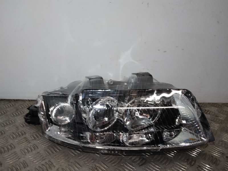 Recambio de faro derecho para audi a4 berlina (8e) referencia OEM IAM 8E0941030Q NUEVO 01-04