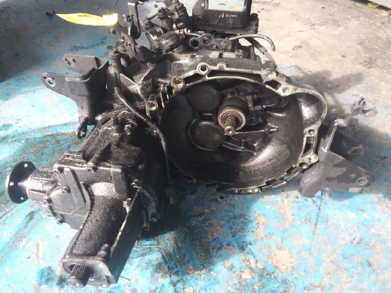 Recambio de caja cambios para hyundai tucson (jm) 2.0 crdi cat referencia OEM IAM S614JE 198.673KM 6V 4X4