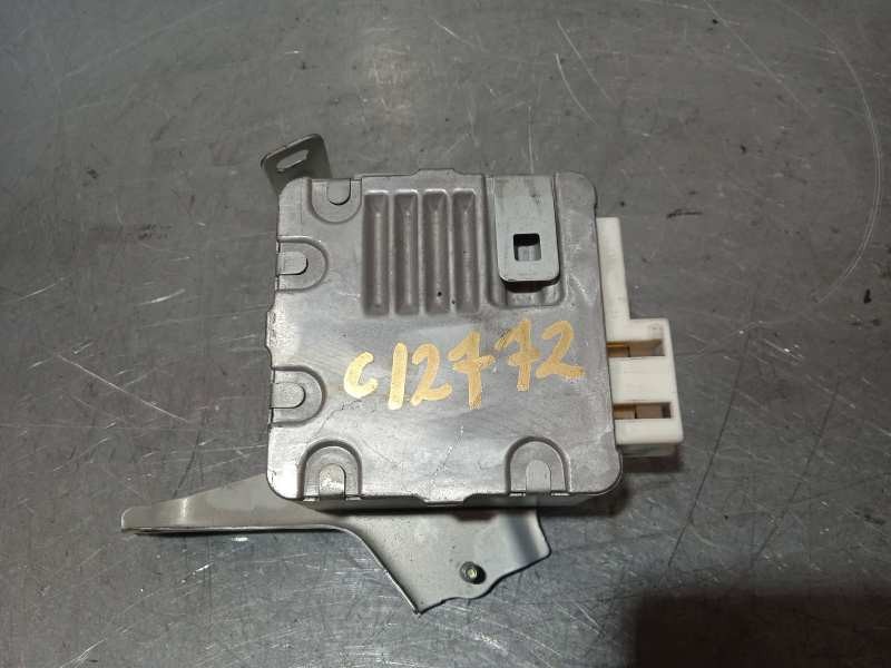 Recambio de centralita direccion para toyota yaris 1.0 cat referencia OEM IAM 896500D160  2250000770