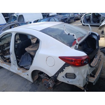 Recambio de carroceria para mazda 3 sedán (bm_, bn_) 2.2 d referencia OEM IAM   