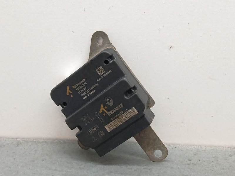 Recambio de centralita airbag para renault clio iv limited referencia OEM IAM 985101389r  a2c80613911
