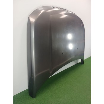 Recambio de capot para land rover discovery 4.4 v8 cat referencia OEM IAM  TIENE GOLPE 