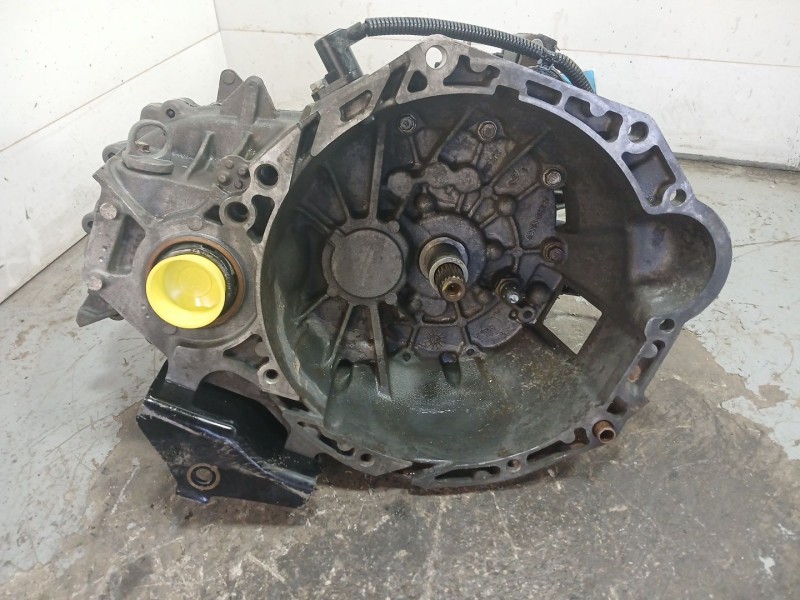 Recambio de caja cambios para kia cee´d (jd) 1.4 mpi referencia OEM IAM ZG11H4 B 