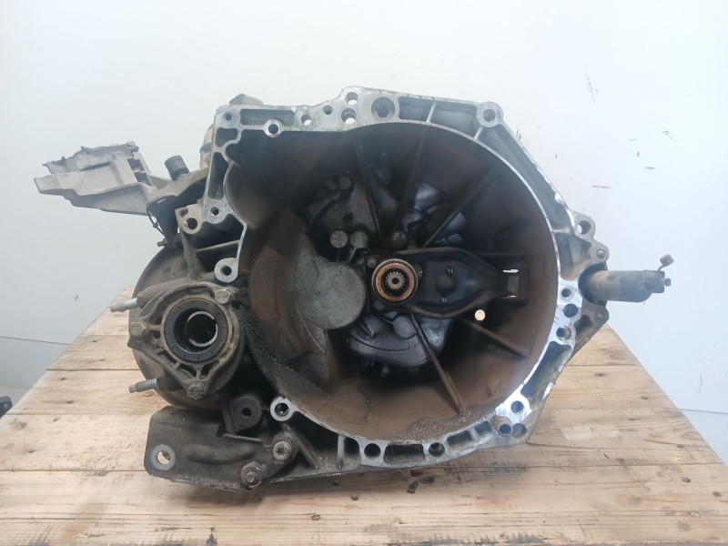 Recambio de caja cambios para peugeot 308 ii (lb_, lp_, lw_, lh_, l3_) 1.6 hdi referencia OEM IAM 20ET04  